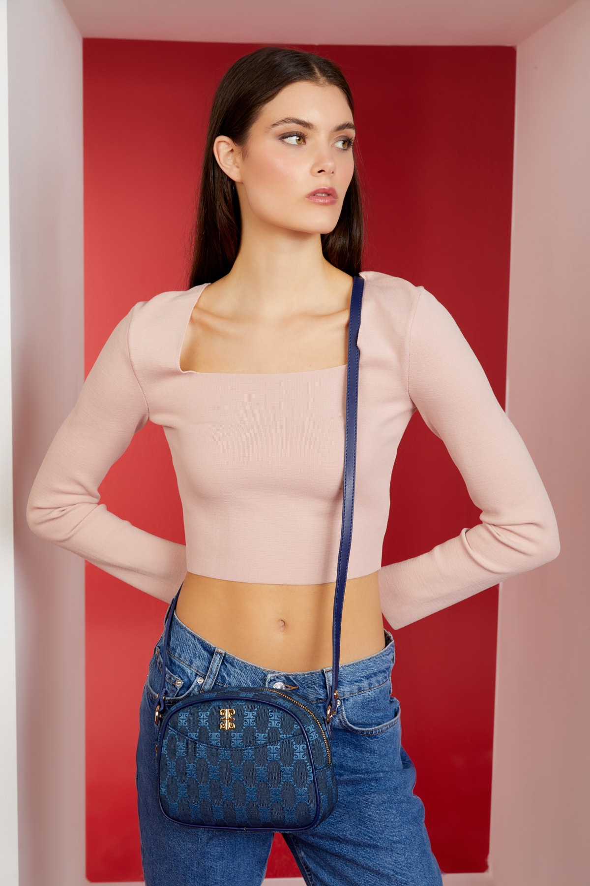 خرید مستقیم از ترکیه و ترندیول کیف رودوشی زنانه برند پیرکاردین Pierre Cardin با کد 05PO22Y1636