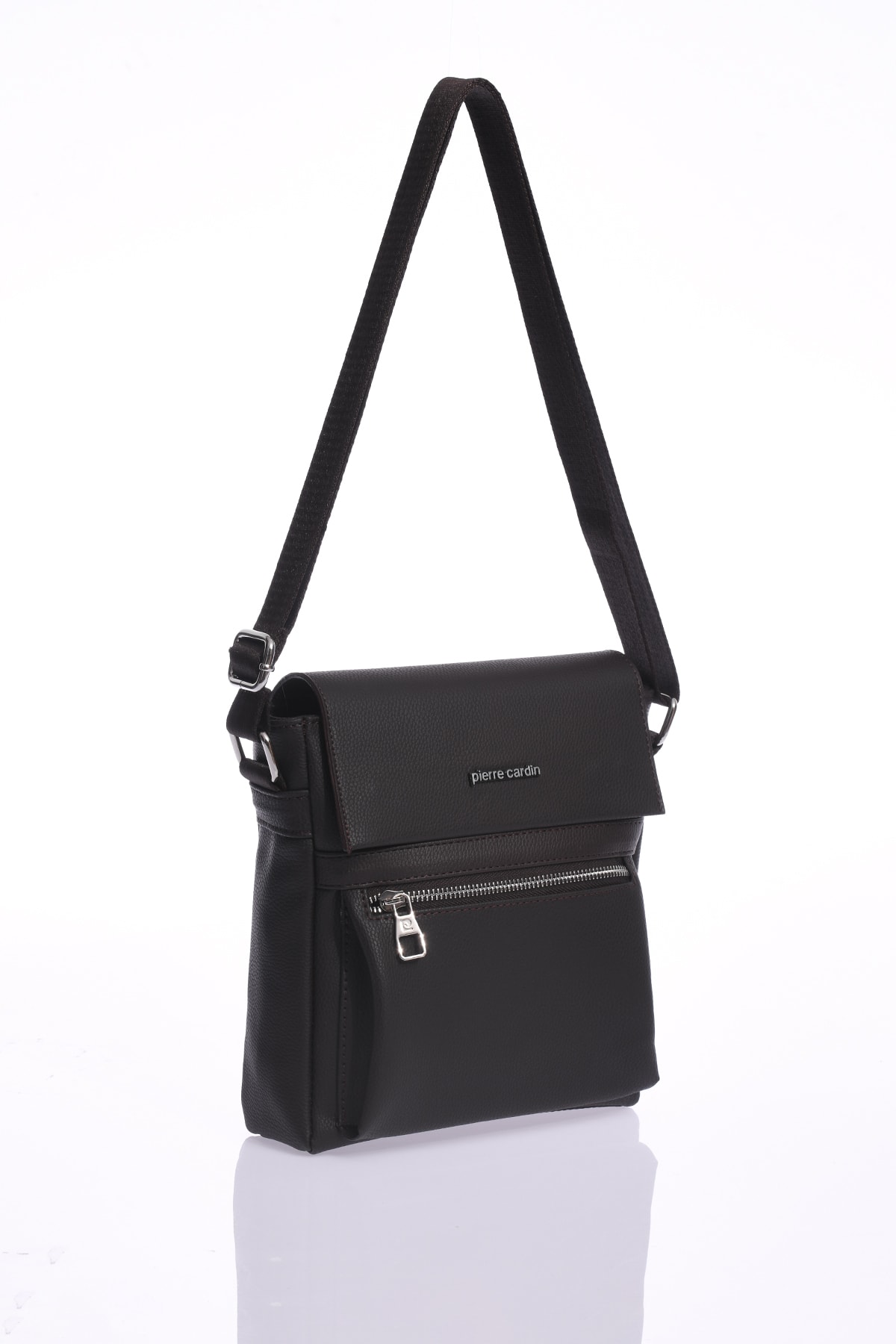 خرید مستقیم از ترکیه و ترندیول کیف پستچی مردانه برند پیرکاردین با کد 23EP000007 خرید مستقیم از ترکیه و ترندیول کیف پستچی مردانه برند پیرکاردین با کد 23EP000007