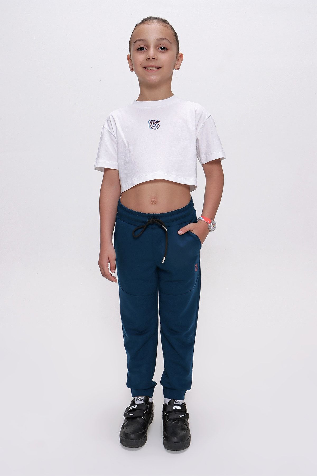 خرید مستقیم از ترکیه و ترندیول تیشرت پسرانه – دخترانه برند ترابزون اسپورت Trabzonspor با کد 10G22S030 خرید مستقیم از ترکیه و ترندیول تیشرت پسرانه – دخترانه برند ترابزون اسپورت Trabzonspor با کد 10G22S030