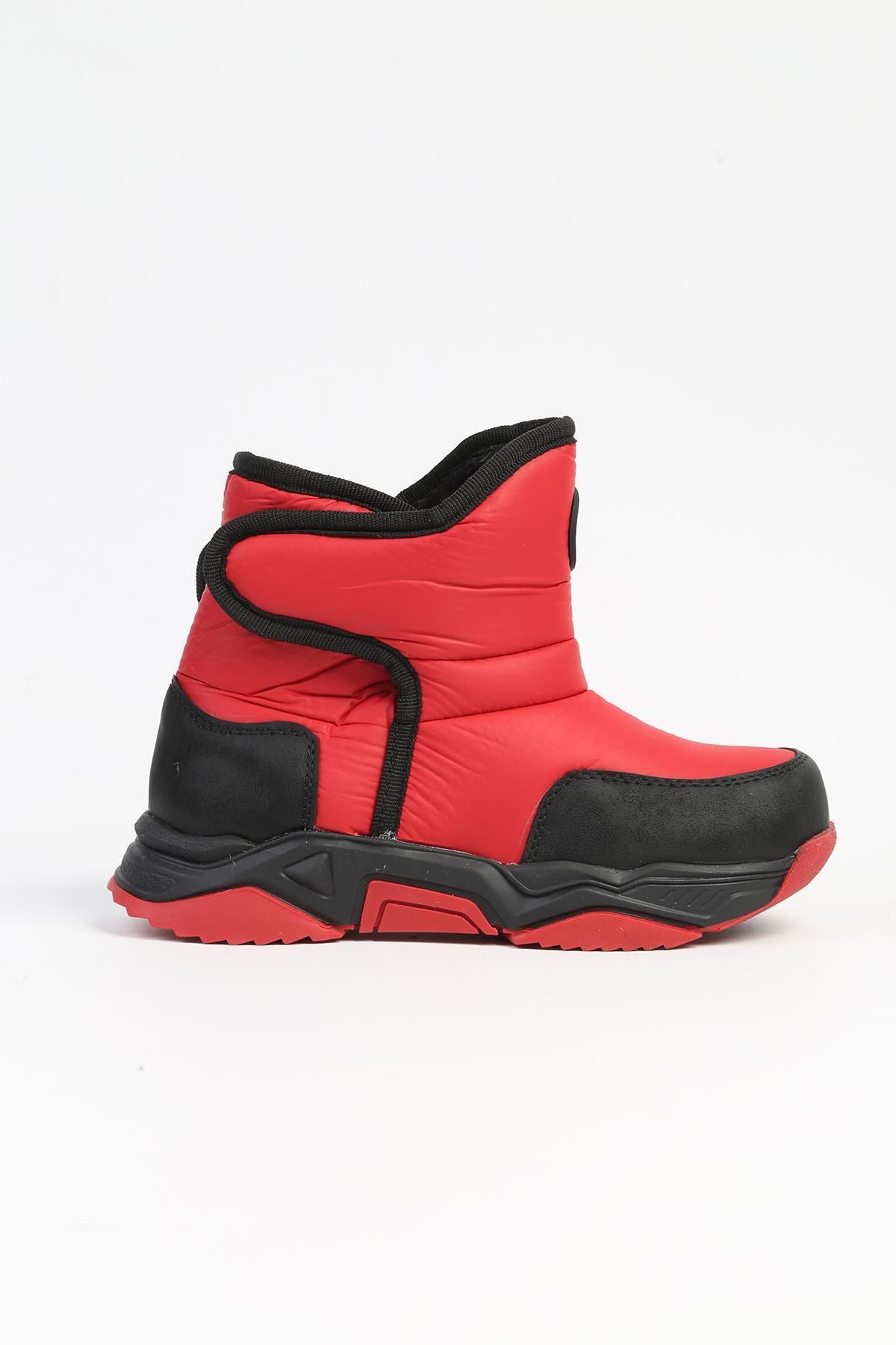 خرید مستقیم از ترکیه و ترندیول بوت پسرانه – دخترانه برند بنتون Benetton با کد BN-70008 خرید مستقیم از ترکیه و ترندیول بوت پسرانه – دخترانه برند بنتون Benetton با کد BN-70008